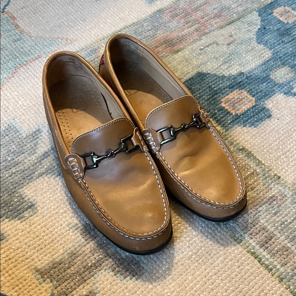 Foot joy leather loafers sz 9